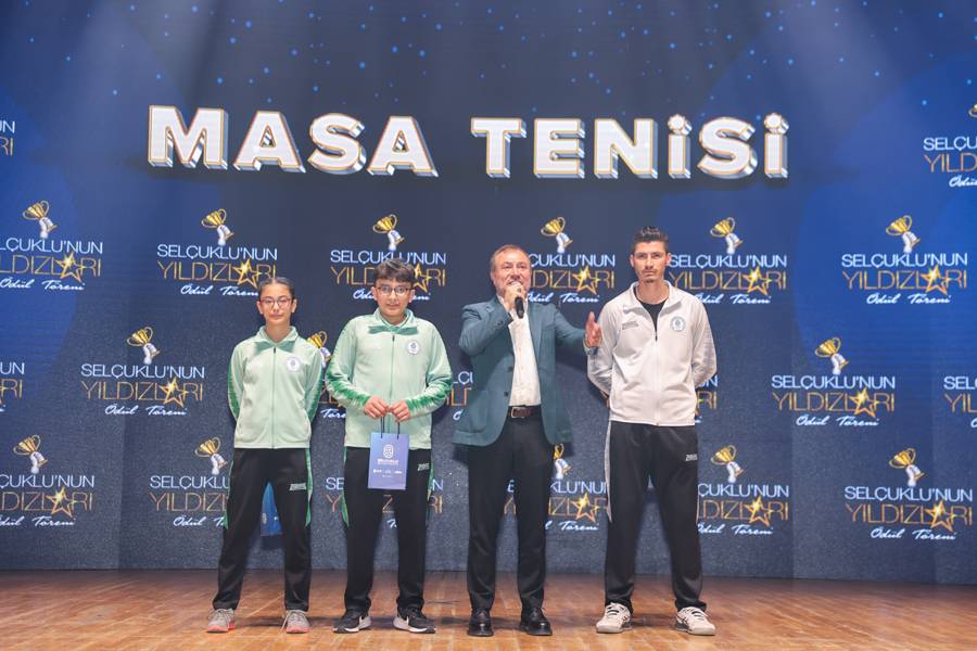 Selçuklu’nun başarısı salona sığmadı 23